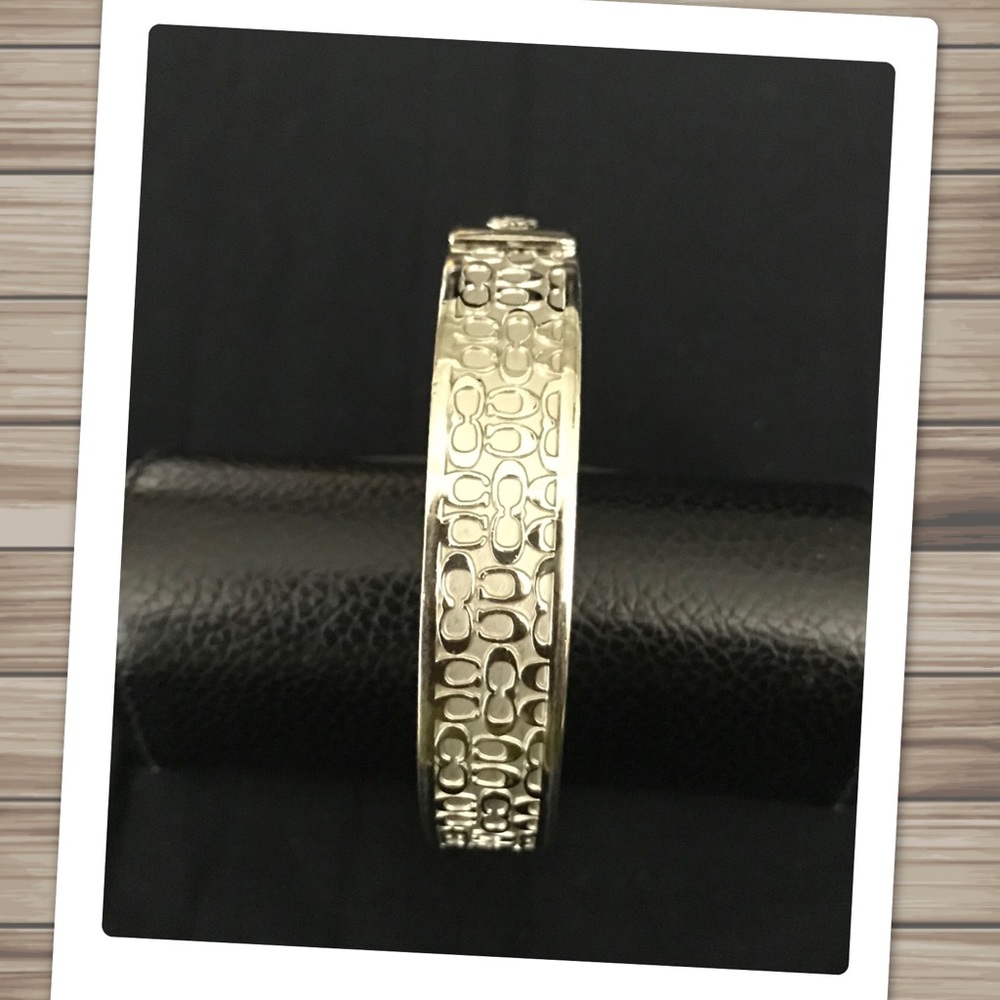 COACH Signature Logo Polished Silver bangle!